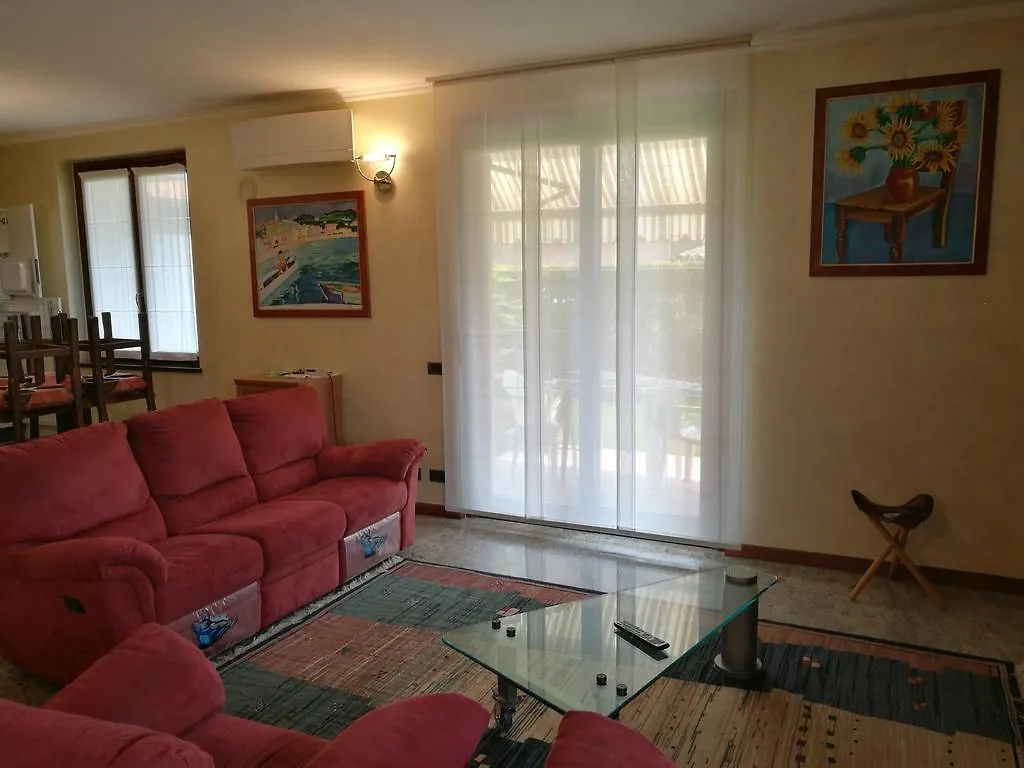 Pellico Apartment Brusaporto إيطاليا